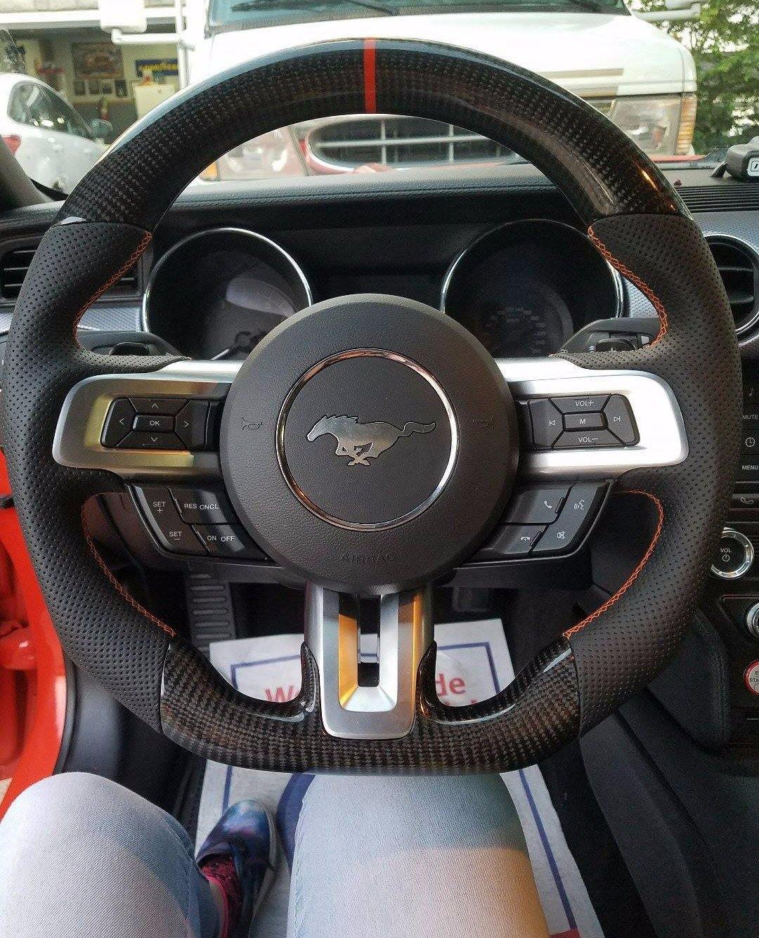 Custom-made Carbon fiber Steering Wheel for 2015 - 2017 Ford Mustang Color & Design Customizable | Phoenix Automotive