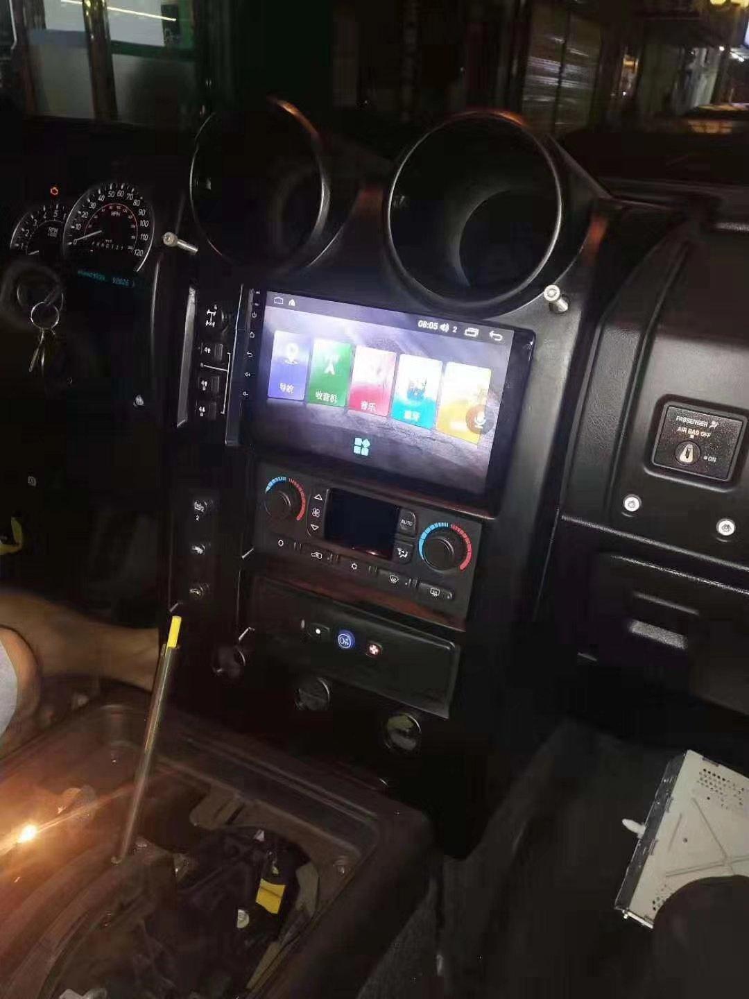 9.7" Octa-Core Android 10.0 Navigation Radio for Hummer H2 2004 - 2008 | Phoenix Automotive