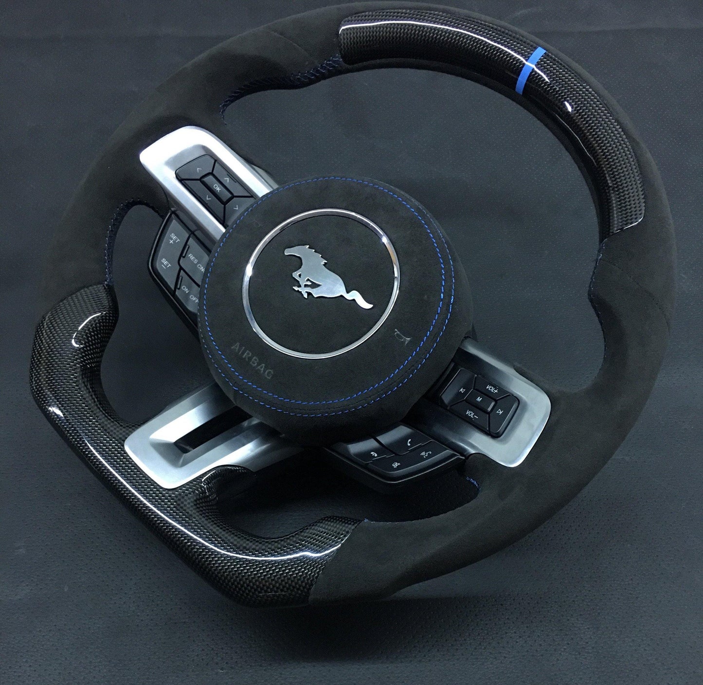 Custom-made Carbon fiber Steering Wheel for 2015 - 2017 Ford Mustang Color & Design Customizable | Phoenix Automotive